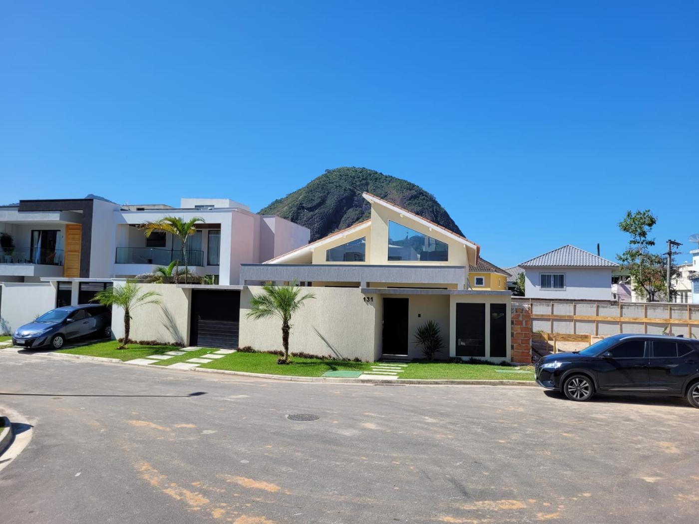 Casa de Condomínio à venda com 3 quartos, 399m² - Foto 2