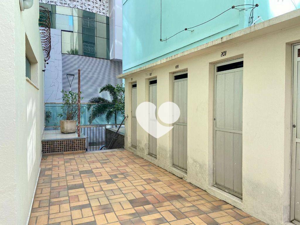 Apartamento à venda com 3 quartos, 213m² - Foto 41