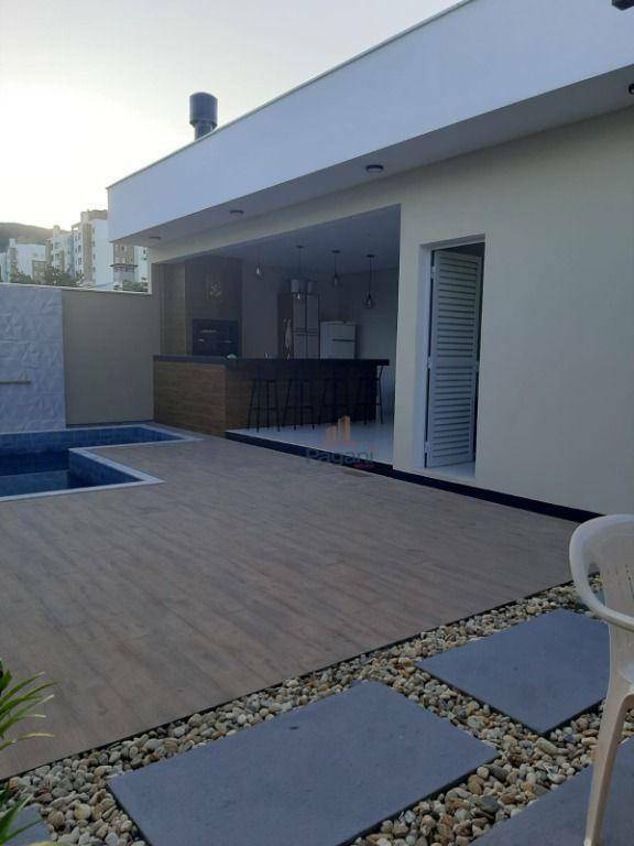 Casa à venda com 3 quartos, 187m² - Foto 6