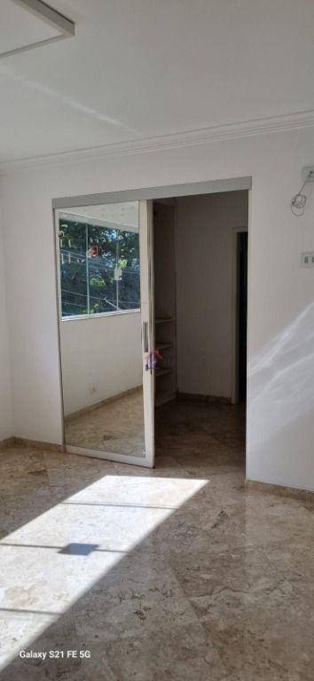 Sobrado para alugar com 3 quartos, 306m² - Foto 7