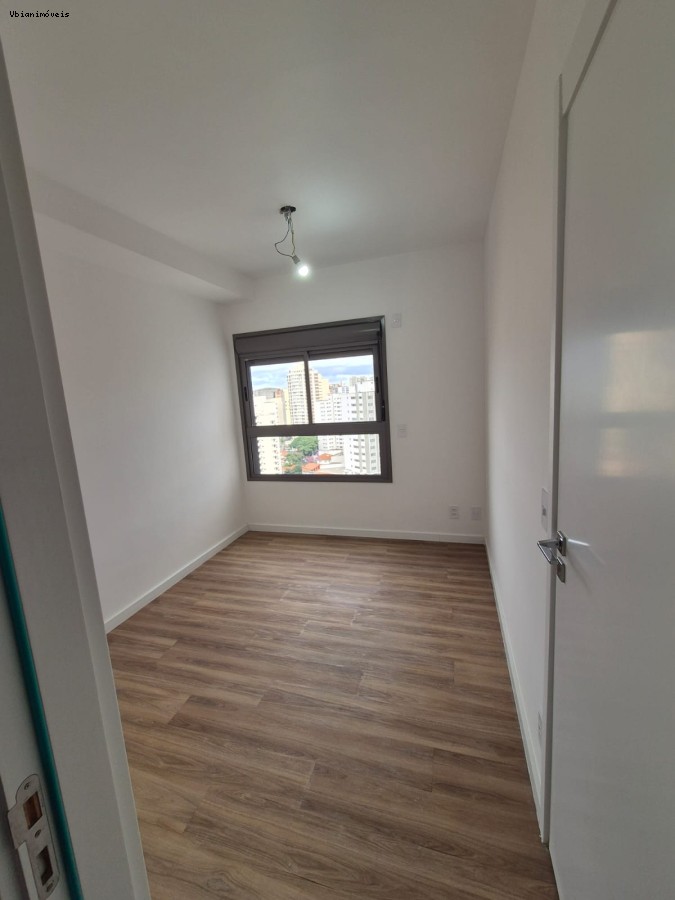 Apartamento à venda com 3 quartos, 139m² - Foto 19
