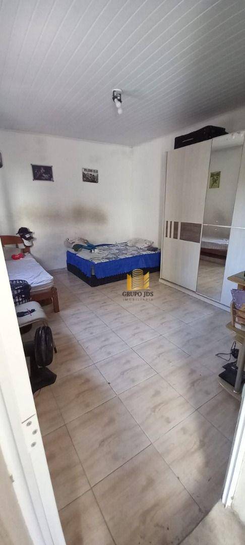 Casa à venda com 4 quartos, 180m² - Foto 6