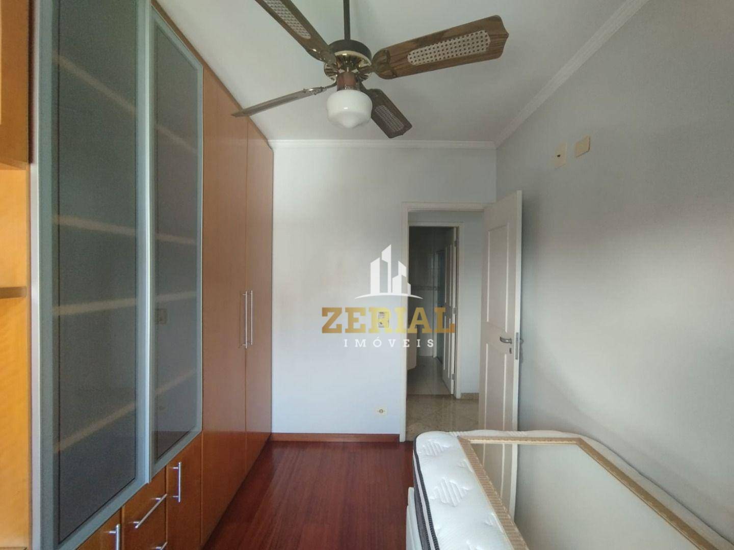 Apartamento para alugar com 3 quartos, 100m² - Foto 17