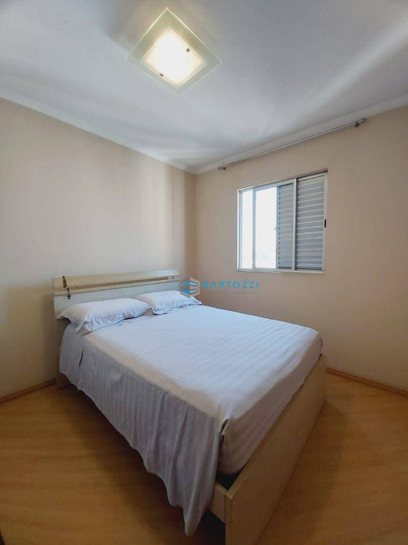 Apartamento à venda com 3 quartos, 60m² - Foto 11