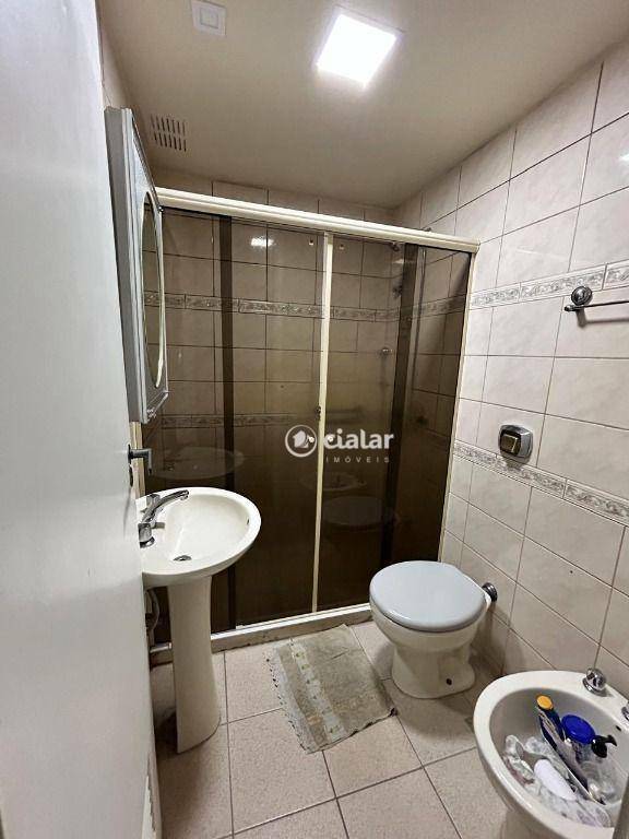 Apartamento para alugar com 2 quartos, 53m² - Foto 7