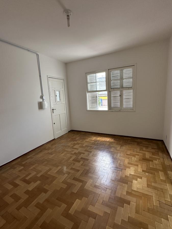 Apartamento à venda com 2 quartos, 50m² - Foto 2