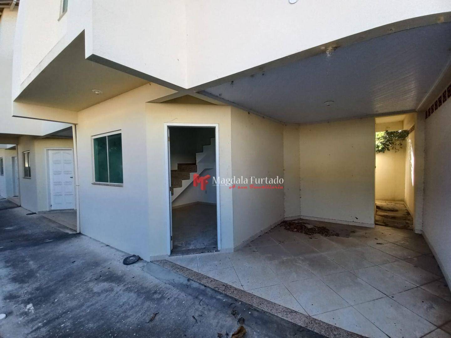 Casa à venda com 2 quartos, 80m² - Foto 2