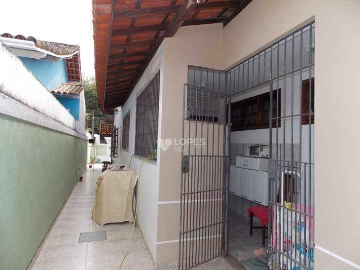 Casa à venda com 3 quartos, 151m² - Foto 19