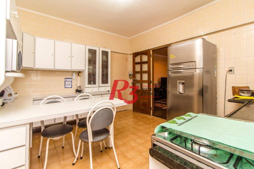 Apartamento à venda com 3 quartos, 166m² - Foto 9