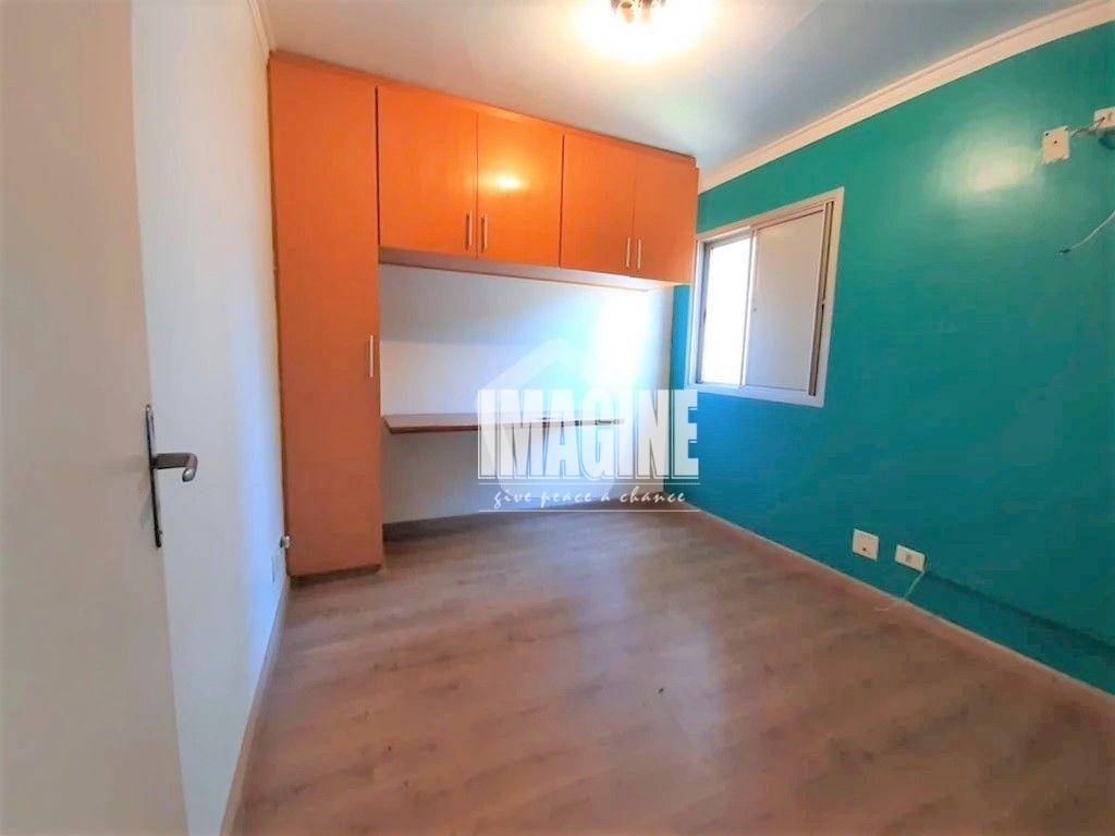 Apartamento à venda com 3 quartos, 68m² - Foto 4