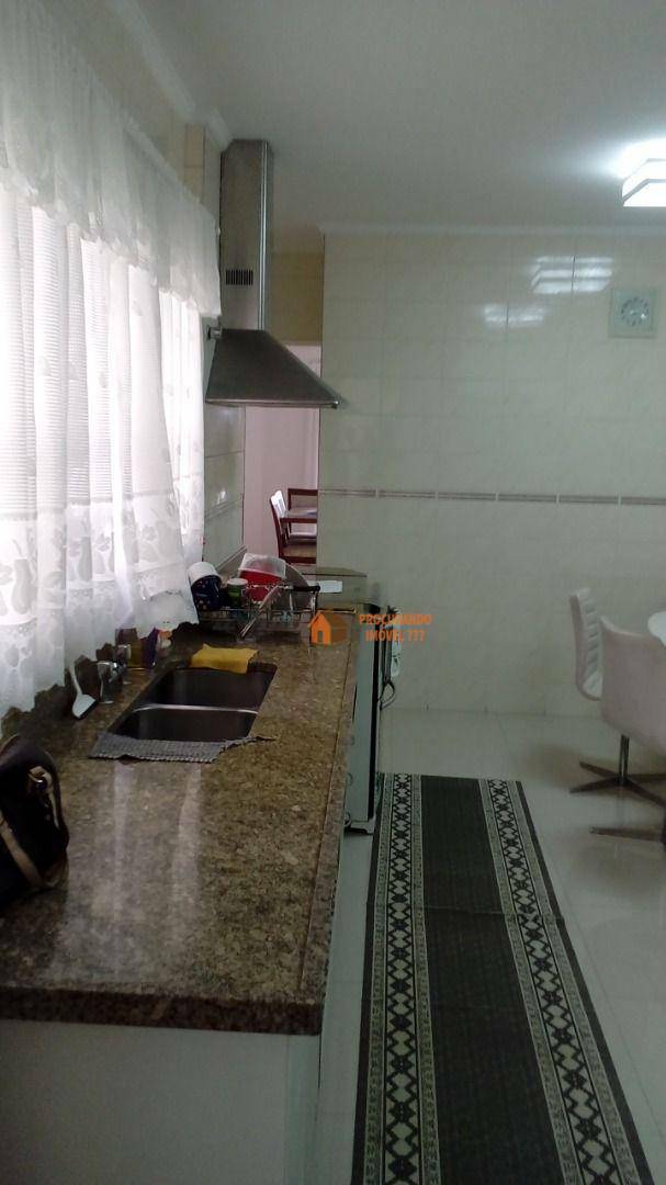 Apartamento à venda e aluguel com 3 quartos, 200m² - Foto 14