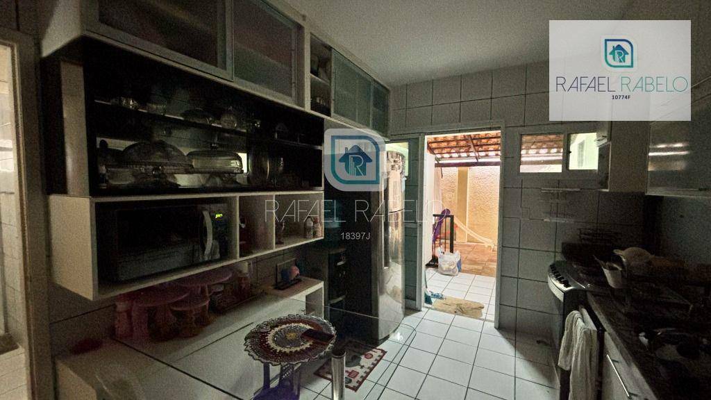 Casa de Condomínio à venda com 4 quartos, 180m² - Foto 29