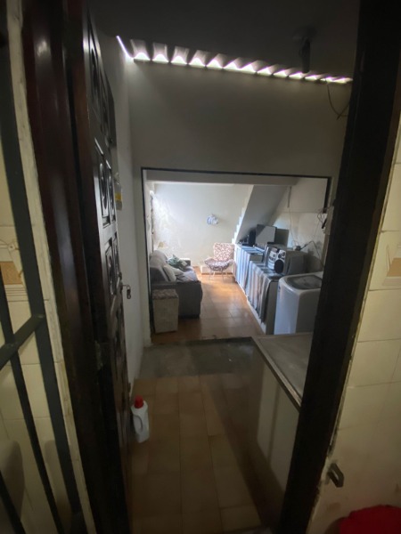 Casa à venda com 5 quartos, 200m² - Foto 13