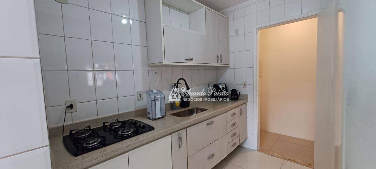 Apartamento à venda com 3 quartos, 64m² - Foto 7