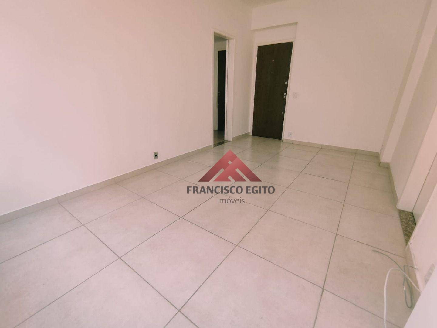 Apartamento à venda com 1 quarto, 50m² - Foto 4