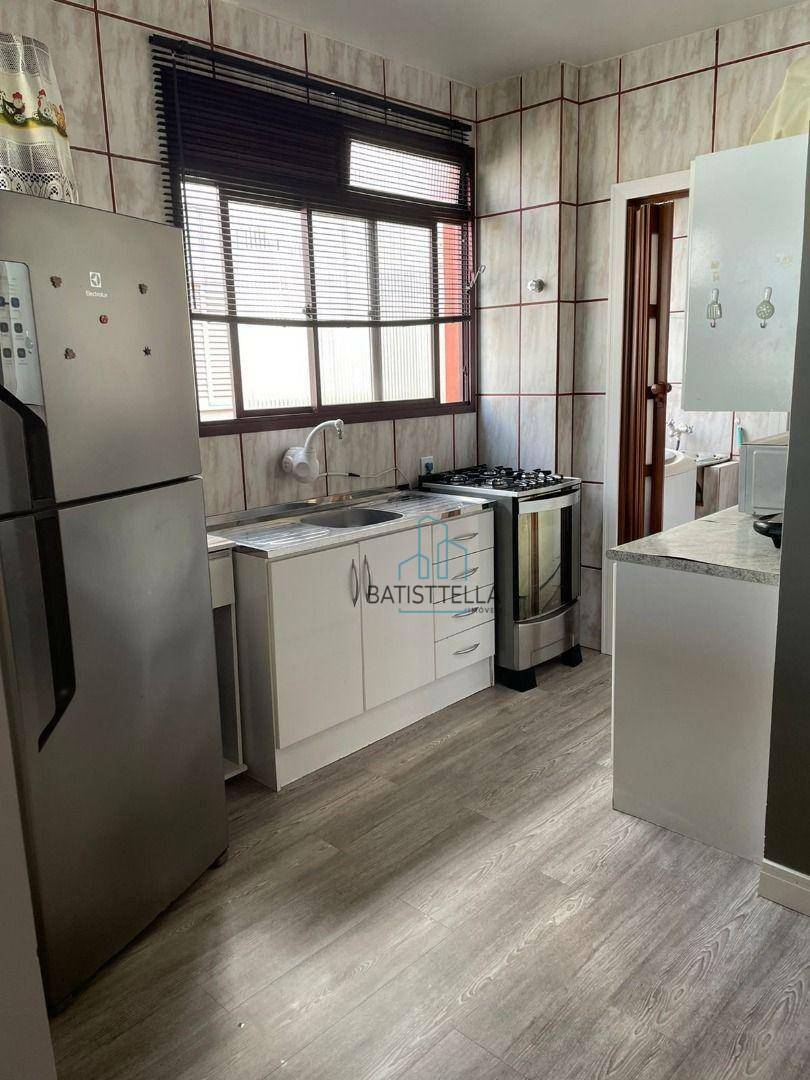 Apartamento à venda com 2 quartos, 70m² - Foto 18