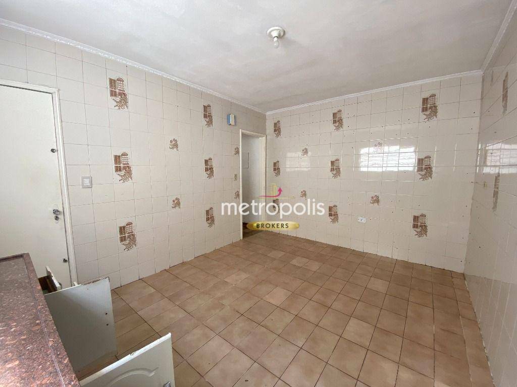 Sobrado à venda com 2 quartos, 140m² - Foto 11