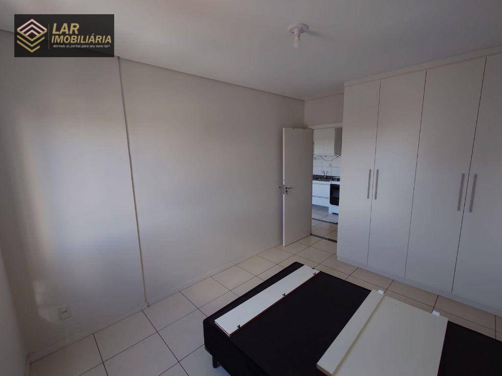 Apartamento para alugar com 1 quarto, 37m² - Foto 1