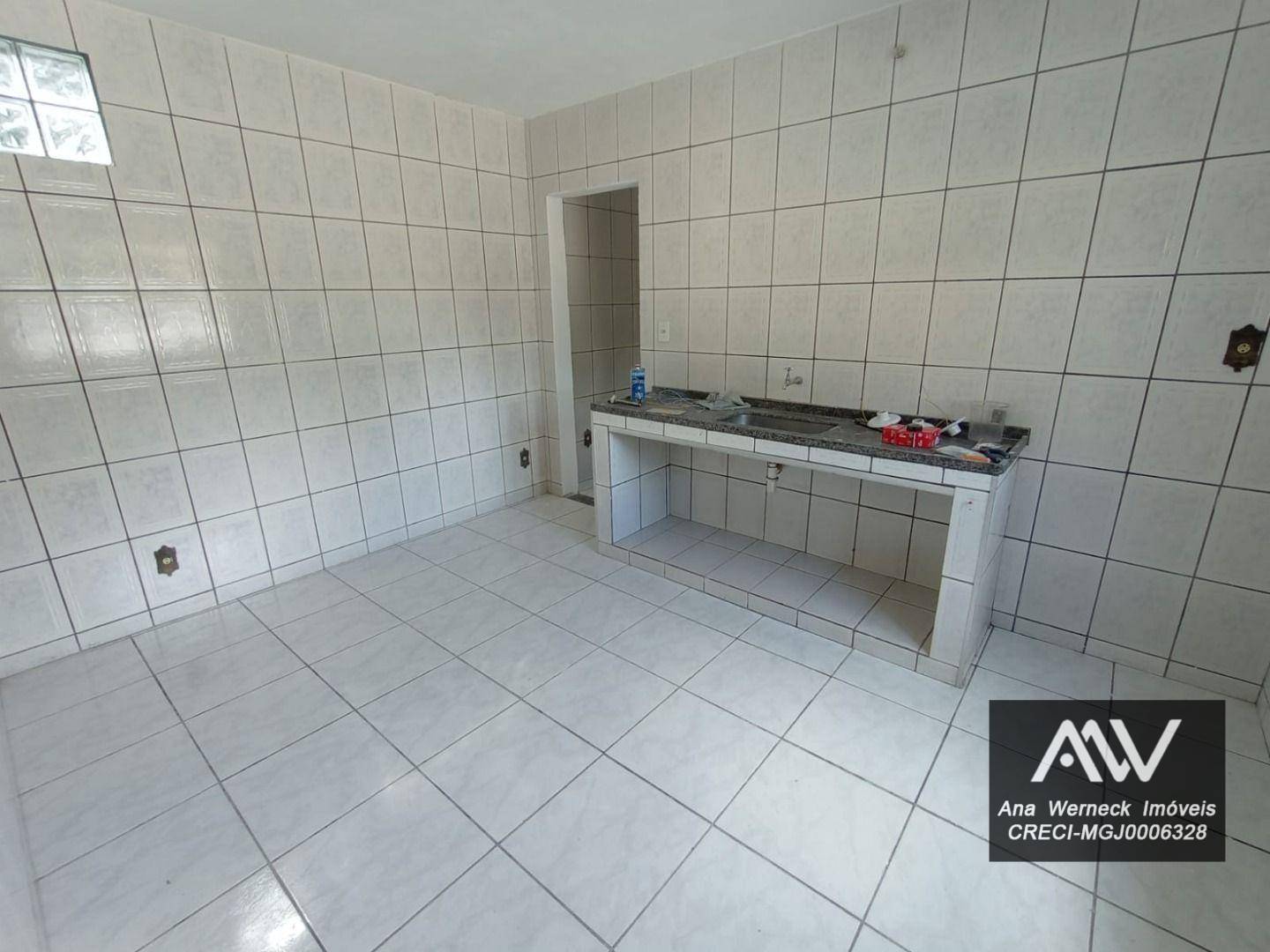 Casa à venda com 3 quartos, 90m² - Foto 7