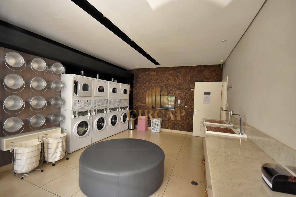 Apartamento à venda com 1 quarto, 45m² - Foto 23