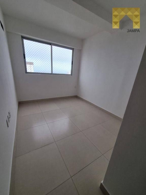 Apartamento à venda com 3 quartos, 135m² - Foto 19