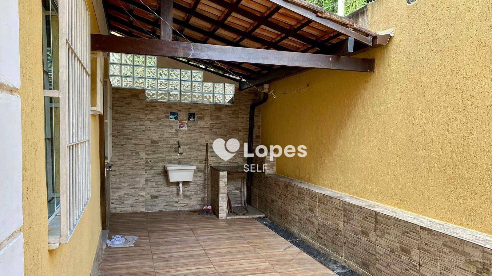 Casa de Condomínio à venda com 4 quartos, 116m² - Foto 2