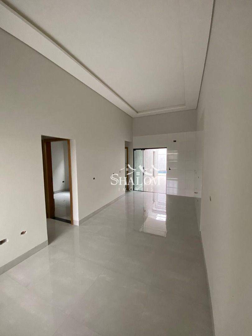 Casa à venda com 3 quartos, 94m² - Foto 5