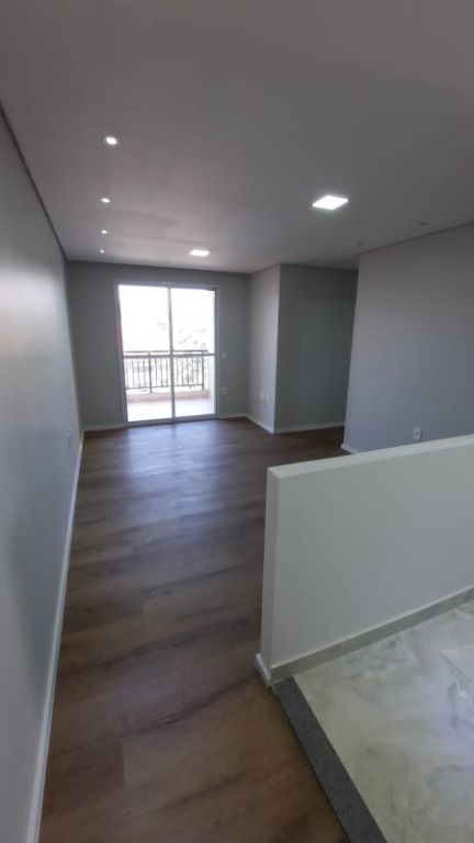 Apartamento à venda com 2 quartos, 65m² - Foto 5