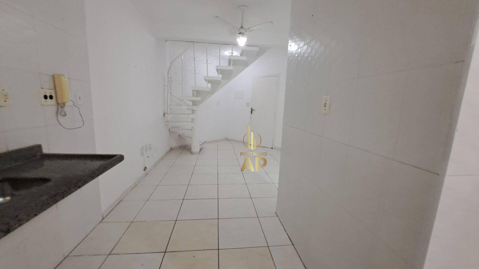 Sobrado para alugar com 2 quartos, 65m² - Foto 3