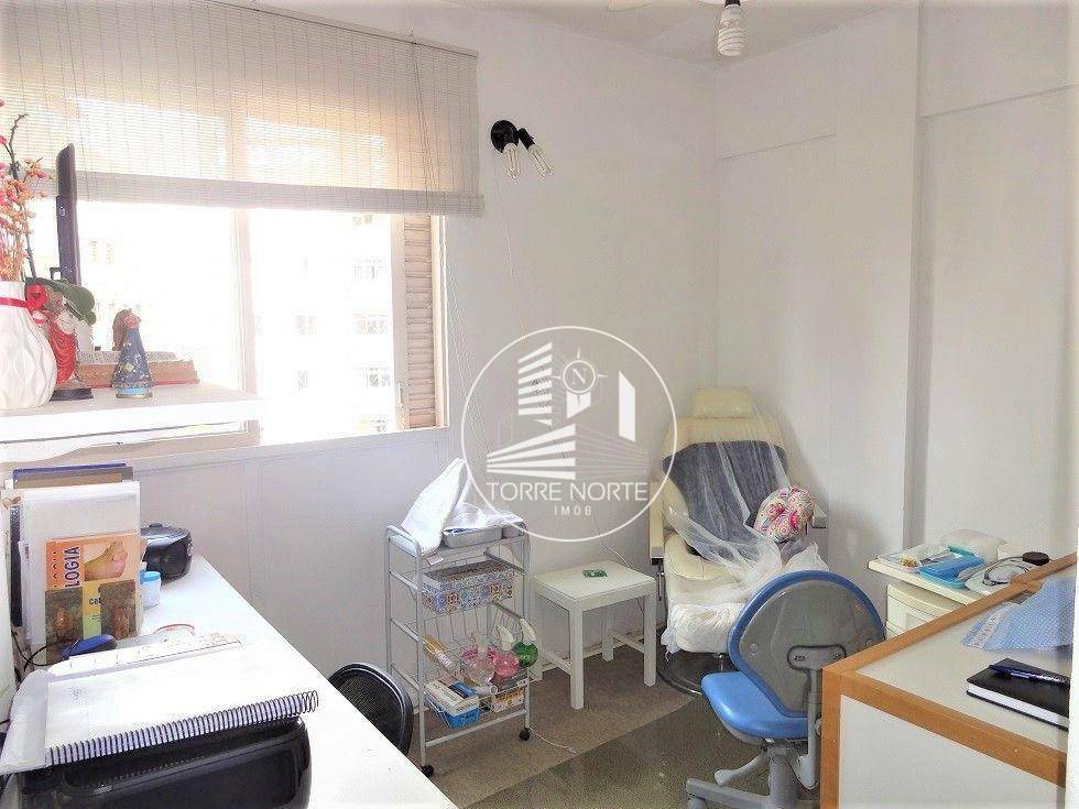 Apartamento à venda com 3 quartos, 125m² - Foto 22