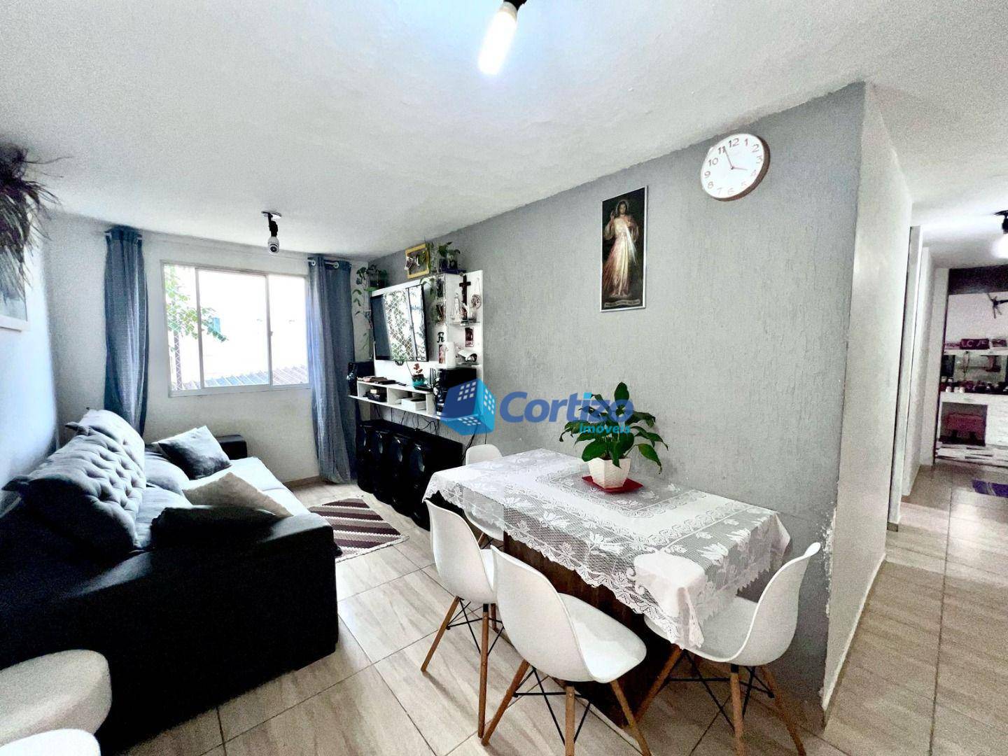 Apartamento à venda com 3 quartos, 69m² - Foto 1