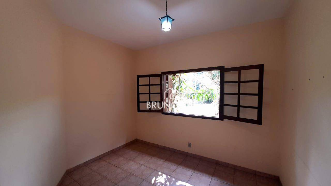 Sítio à venda com 3 quartos, 330m² - Foto 16