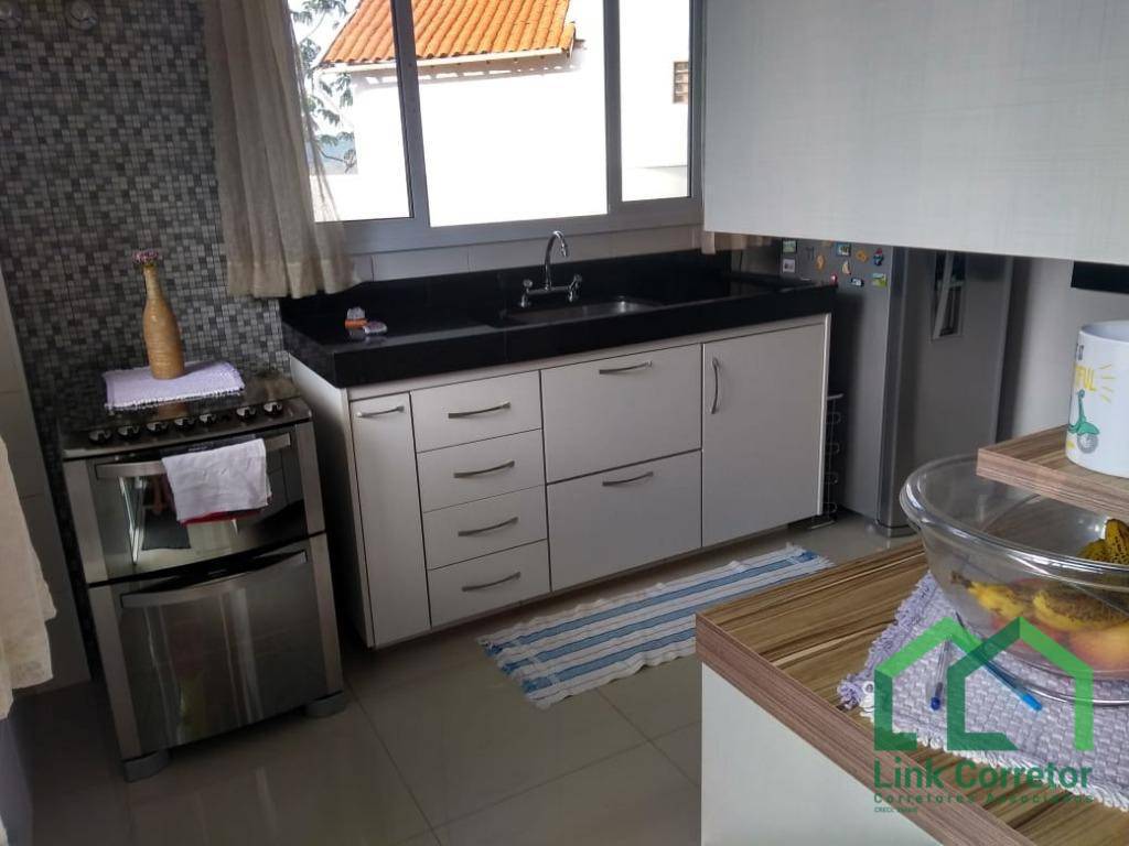 Casa de Condomínio à venda com 3 quartos, 220m² - Foto 14