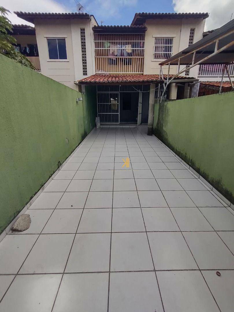 Casa à venda com 2 quartos, 150M2 - Foto 1