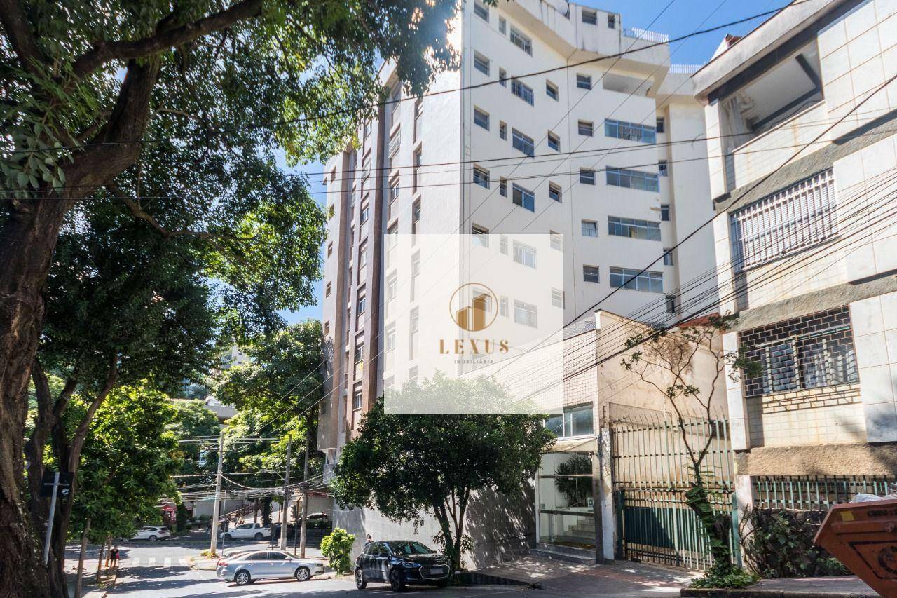 Cobertura à venda com 4 quartos, 290m² - Foto 1