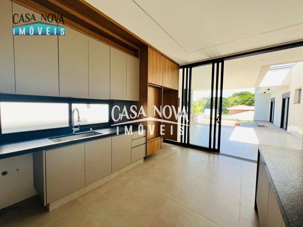 Casa de Condomínio à venda com 4 quartos, 370m² - Foto 12