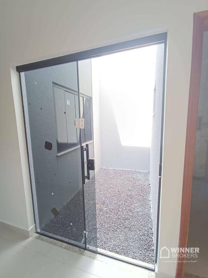 Casa à venda com 3 quartos, 92m² - Foto 13