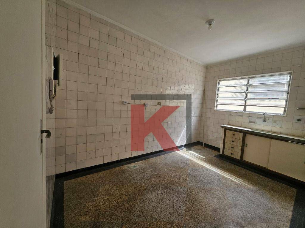 Apartamento à venda com 3 quartos, 145m² - Foto 17