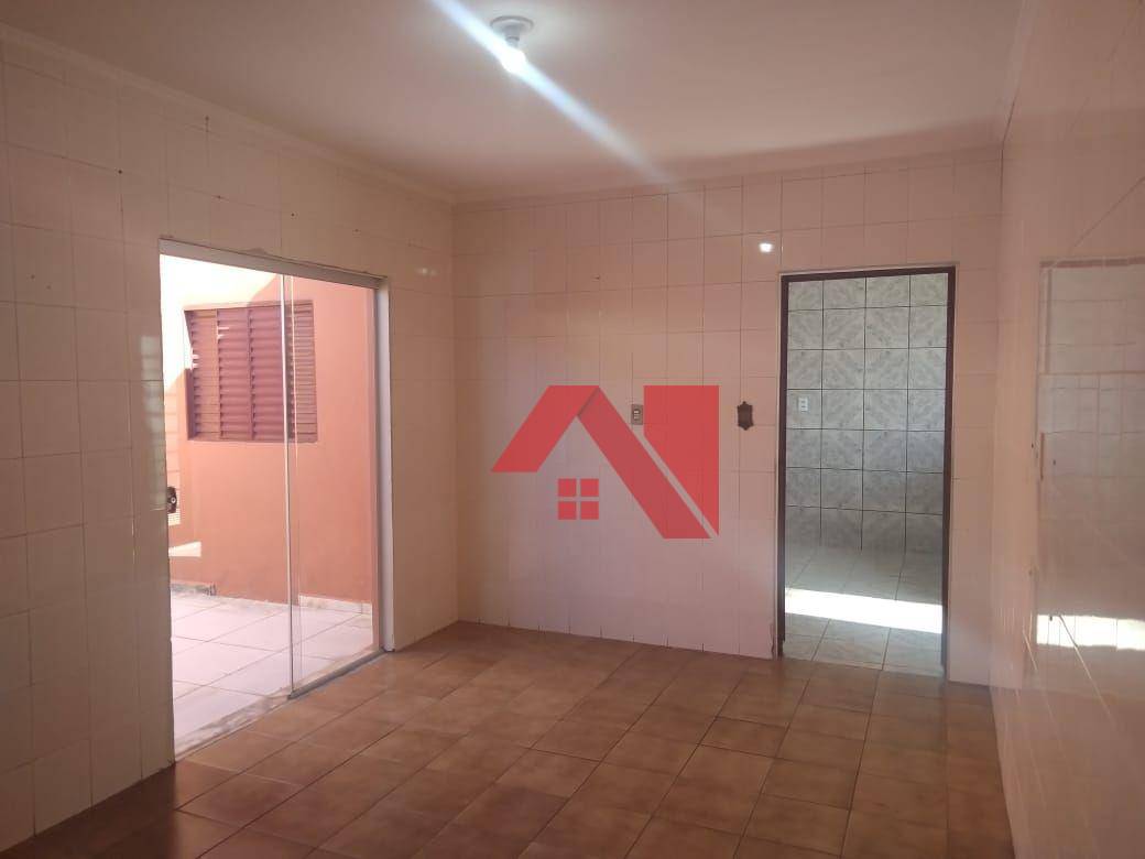 Casa à venda com 3 quartos, 170m² - Foto 10