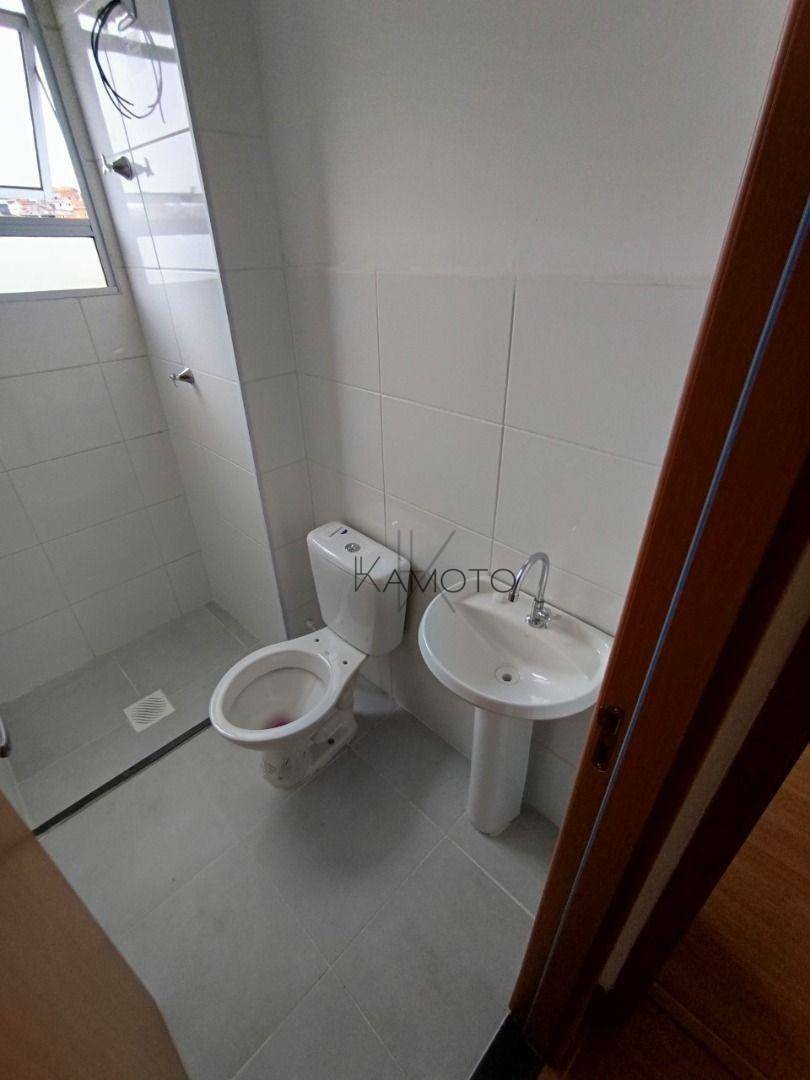 Apartamento à venda com 2 quartos, 39m² - Foto 13