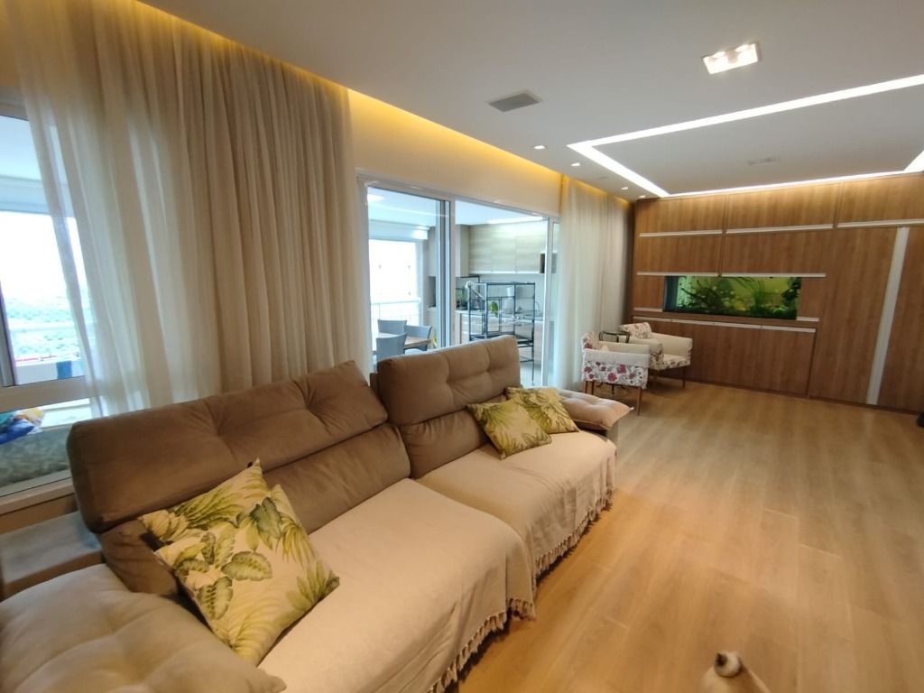 Apartamento à venda com 3 quartos, 146m² - Foto 5