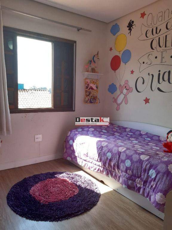 Casa à venda com 3 quartos, 90m² - Foto 6