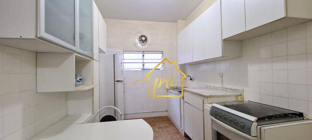 Apartamento à venda com 3 quartos, 130m² - Foto 17