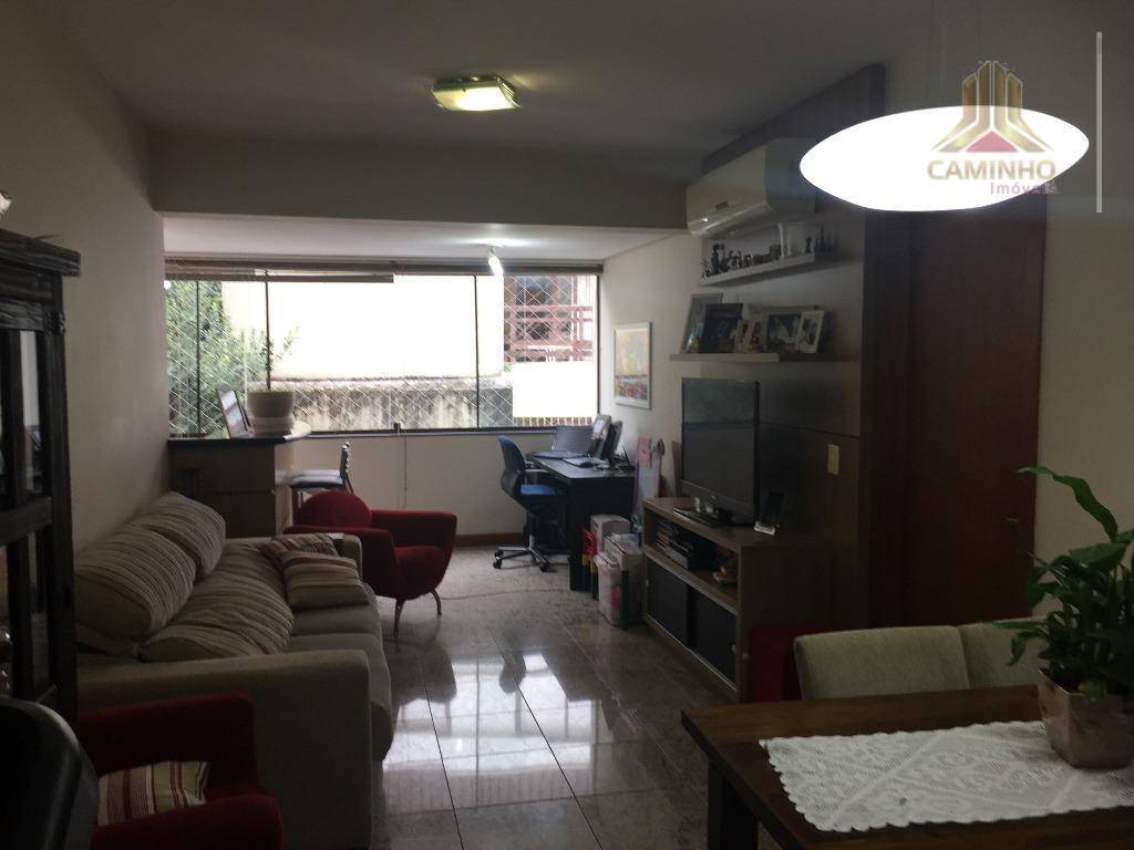 Apartamento à venda com 2 quartos, 75m² - Foto 11