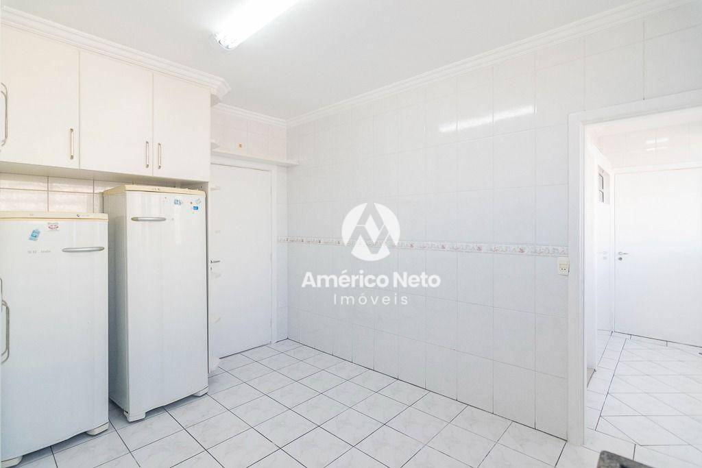 Apartamento para alugar com 4 quartos, 140m² - Foto 20