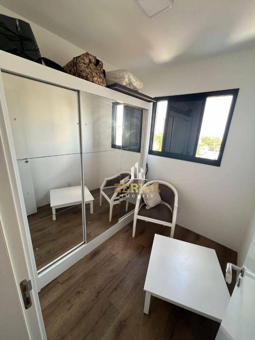 Apartamento à venda com 2 quartos, 40m² - Foto 11