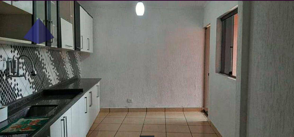 Casa à venda com 6 quartos, 300m² - Foto 3