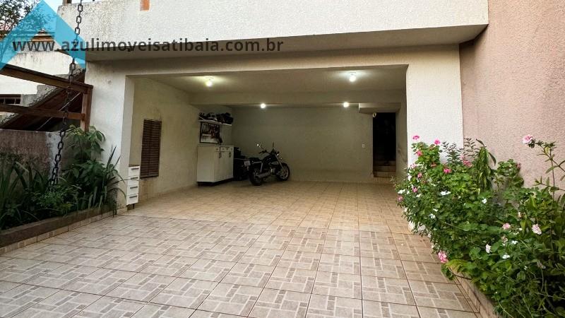 Casa à venda com 3 quartos, 331m² - Foto 3