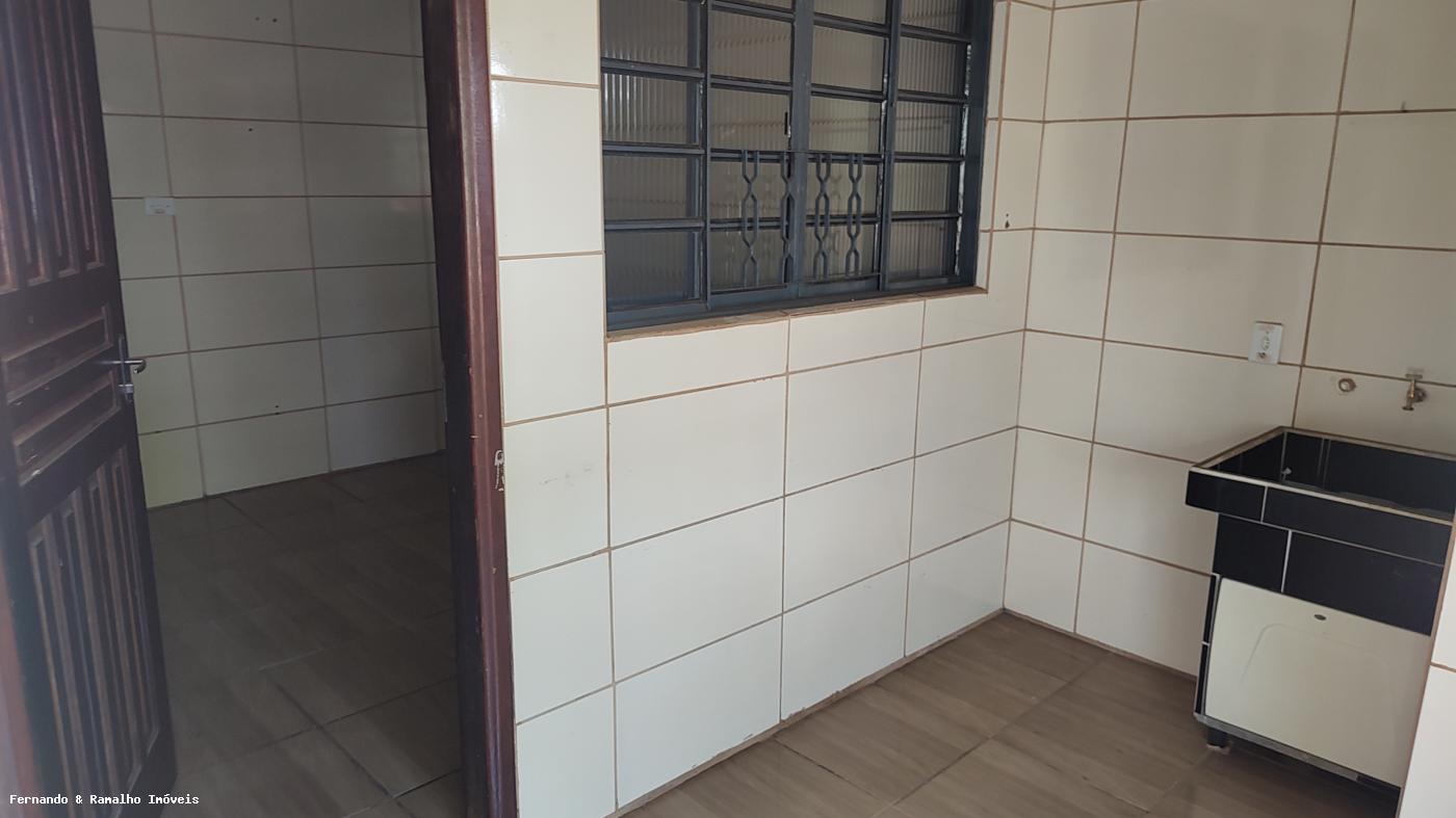 Casa à venda com 2 quartos, 380m² - Foto 17