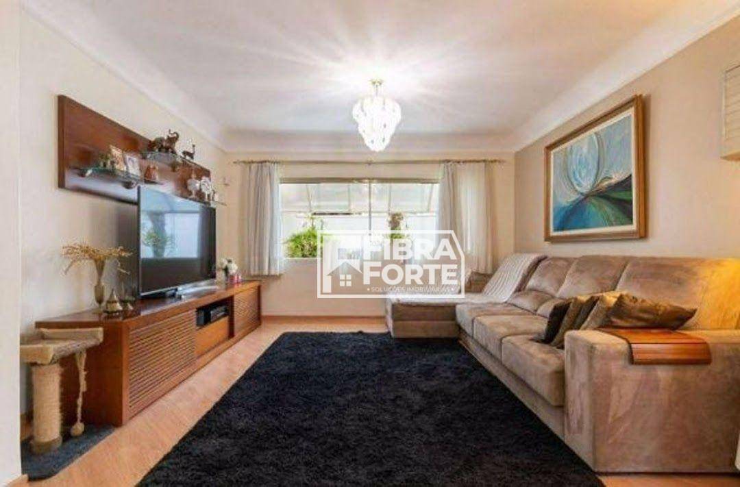 Casa à venda com 4 quartos, 249m² - Foto 2